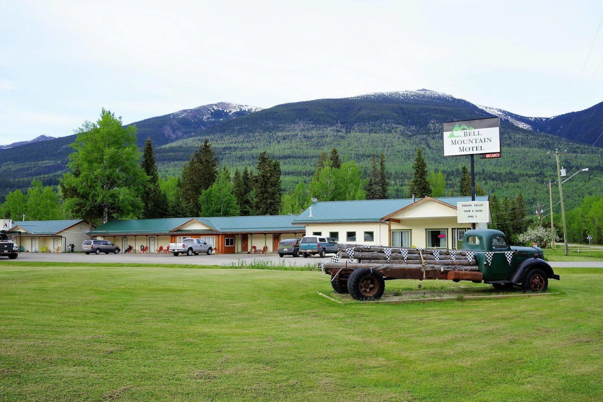 Bell Mountain Motel Mcbride Eksteriør billede