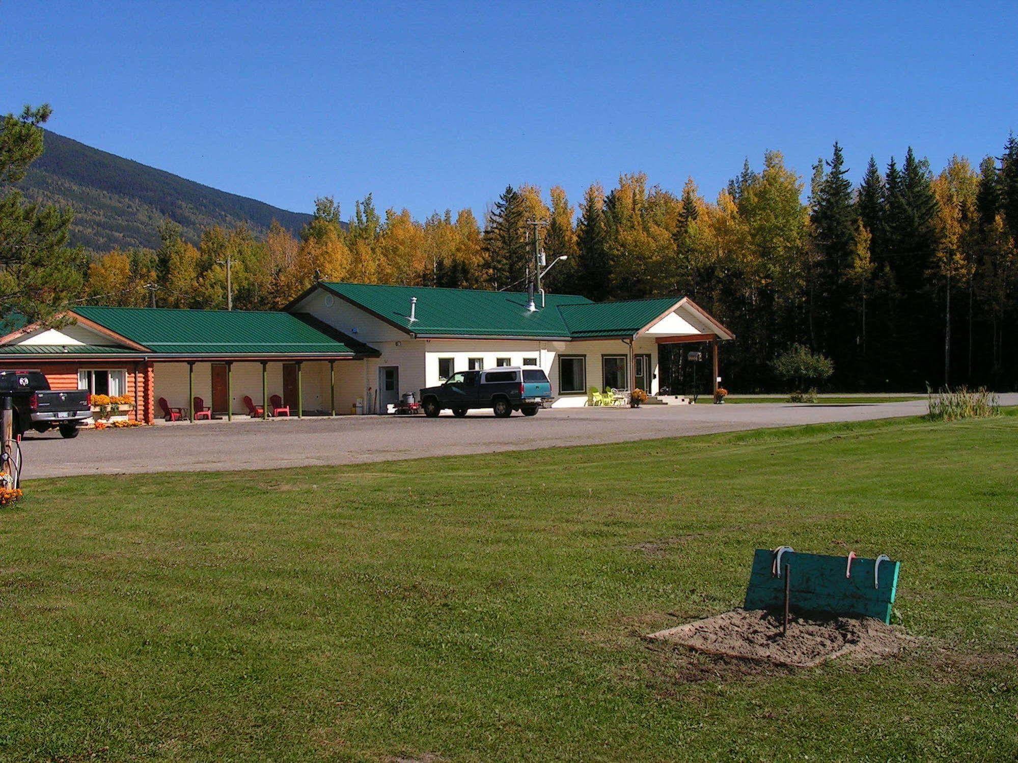 Bell Mountain Motel Mcbride Eksteriør billede